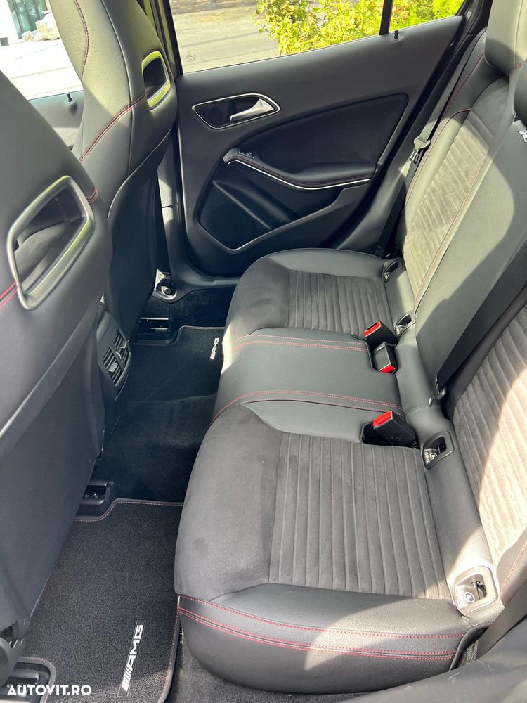 Mercedes-Benz GLA 250 4MATIC 7G-DCT AMG Line - 18