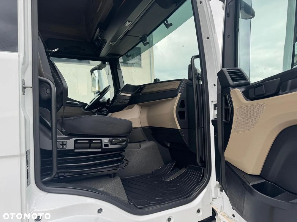 MAN 18.320/ 2020r/ 320Tykm/ 19 PALET/ 9800kg ŁADOWNOŚĆ / SERWISOWANY/ NISKI PRZEBIEG/ WINDA/  SPROWADZONY SERWIS NIEMCY - 27