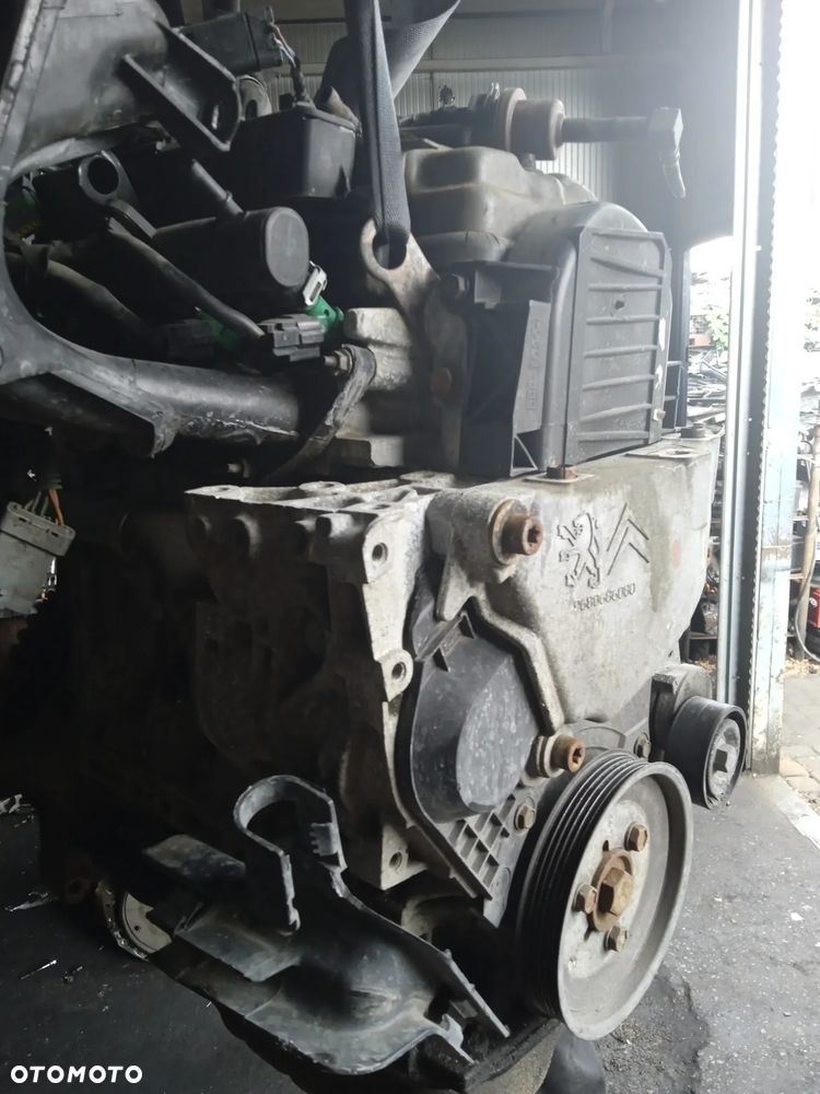 SILNIK KFW 1.4 8V 73KM PEUGEOT 207 307 C3 - 4