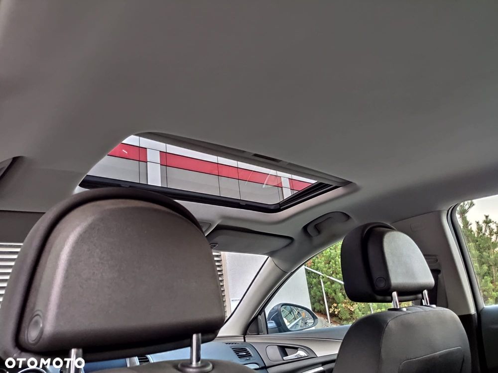 Opel Insignia 1.8 Cosmo - 23