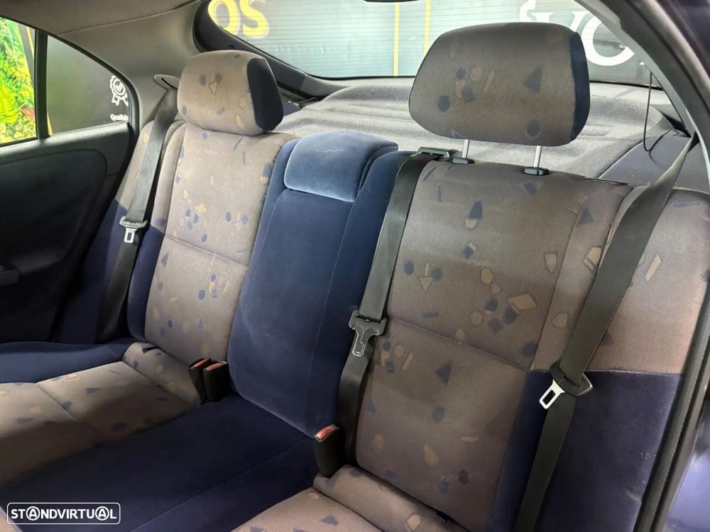 Mitsubishi Carisma HB 1.9 Di-D HP Avance - 12