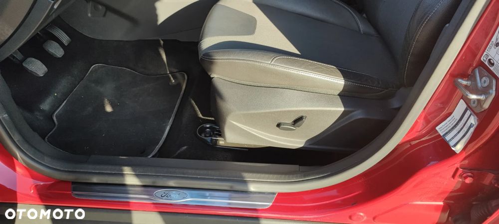 Ford Focus 1.6 EcoBoost Titanium - 7