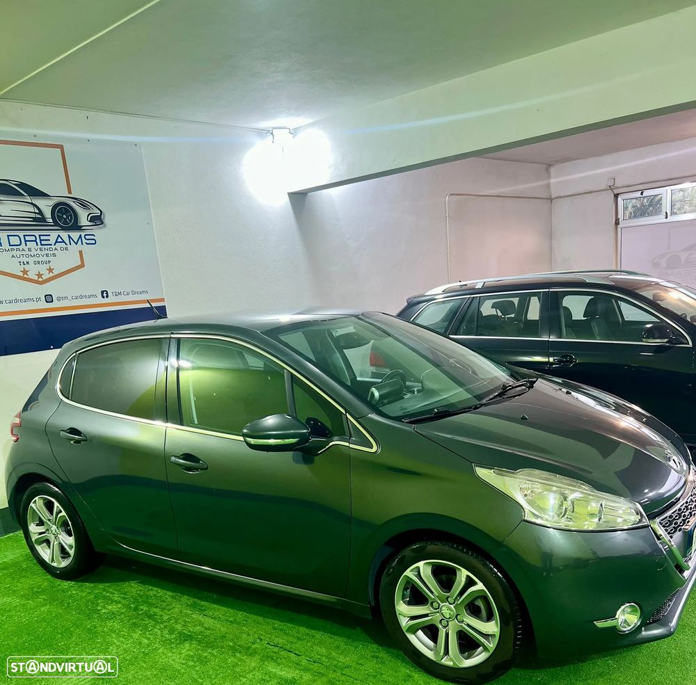 Peugeot 208 1.2 VTi Allure - 5