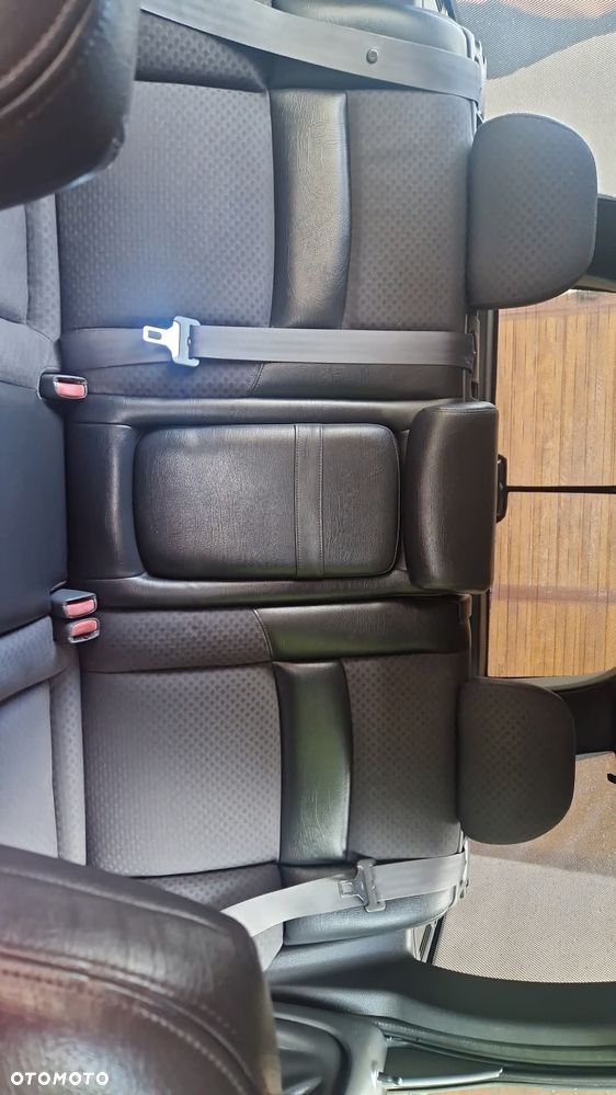 Volvo V70 2.4 Comfort - 9