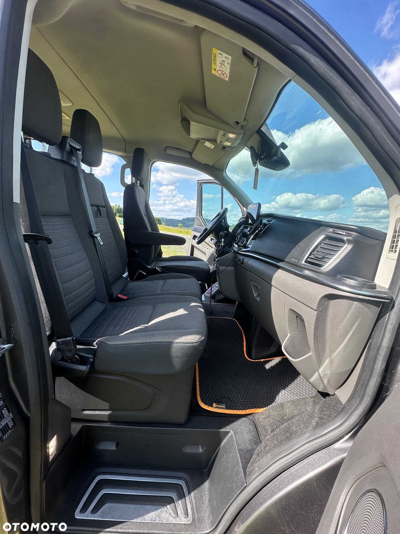 Ford Tourneo Custom - 6