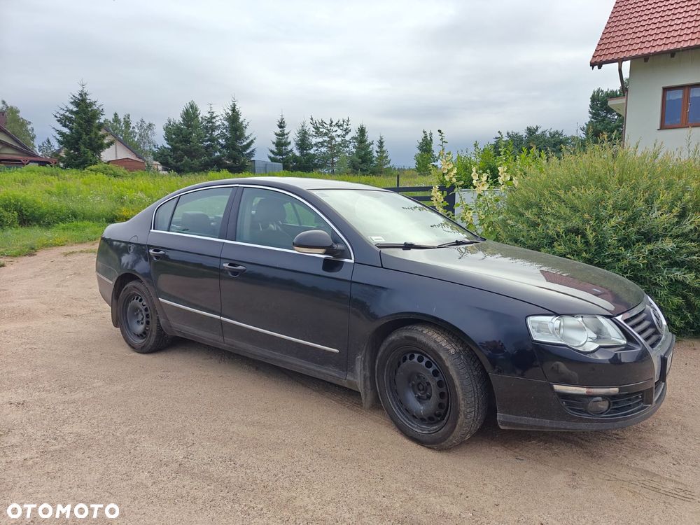 Volkswagen Passat 2.0 TDI Highline - 11