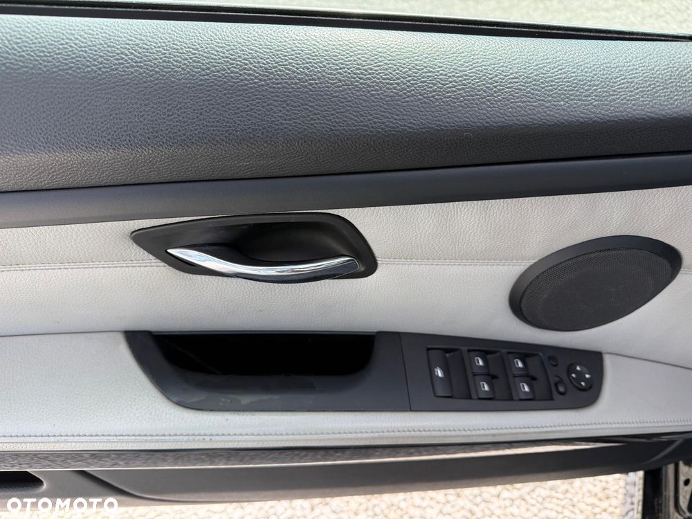 BMW Seria 3 325d DPF - 19
