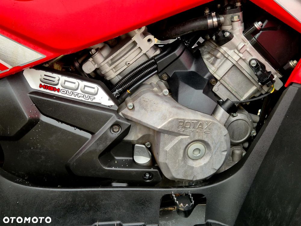 Can-Am Outlander - 11