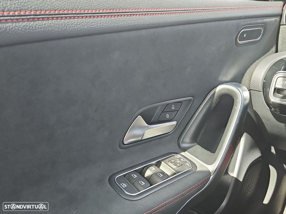 Mercedes-Benz CLA 180 d AMG Line Aut. - 24