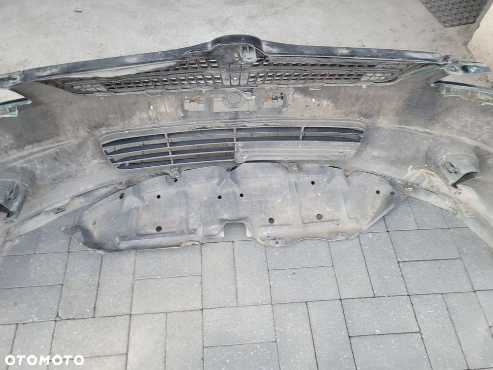 Toyota Corolla Verso I 01-04r  Zderzak przedni - 13