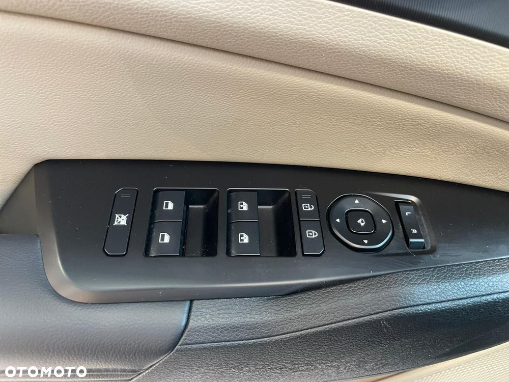 Kia Sportage - 14