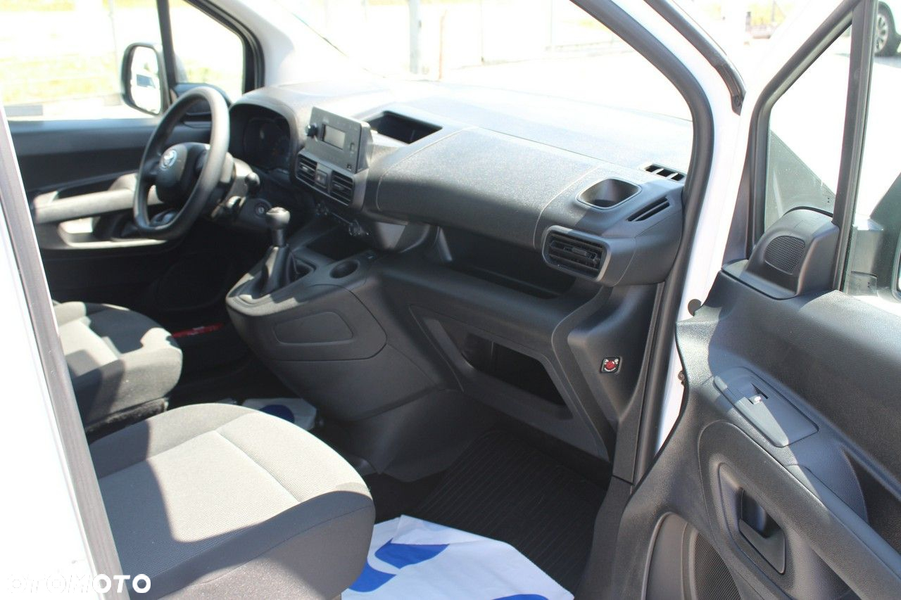 Toyota Proace City - 14
