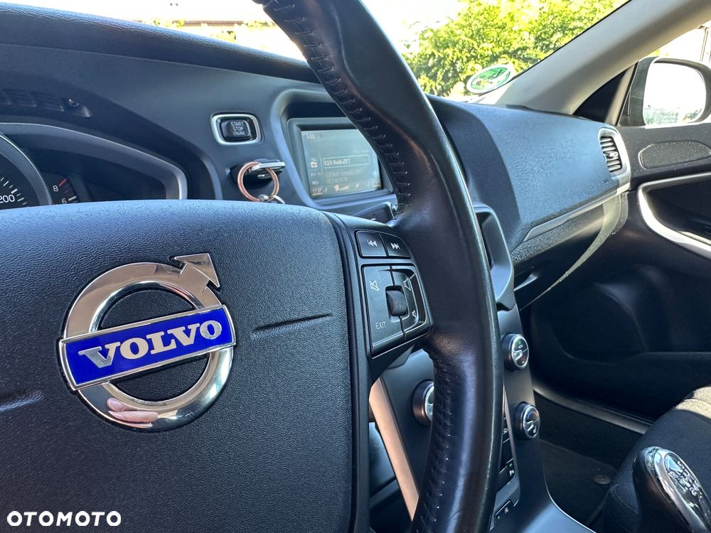 Volvo V40 T2 - 23