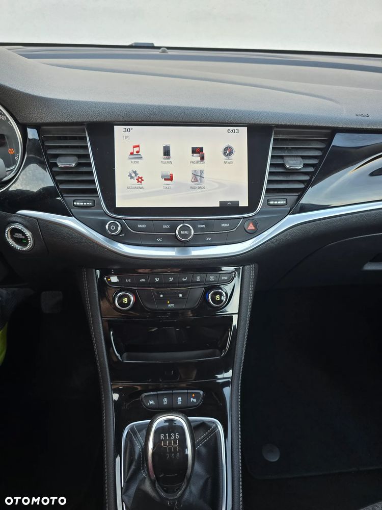 Opel Astra 1.6 CDTI Dynamic S&S - 11