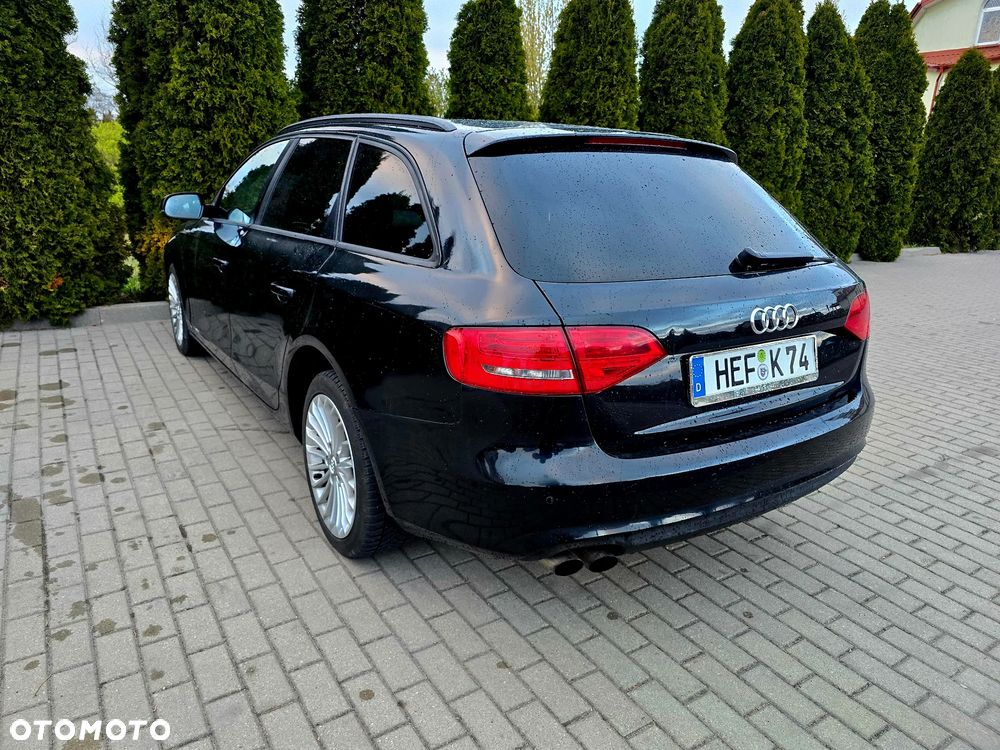 Audi A4 Avant 2.0 TDI DPF Ambiente - 4