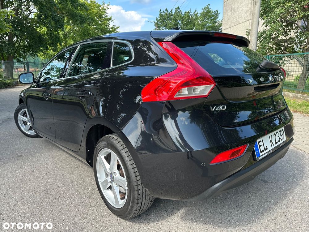 Volvo V40 D2 Momentum - 3