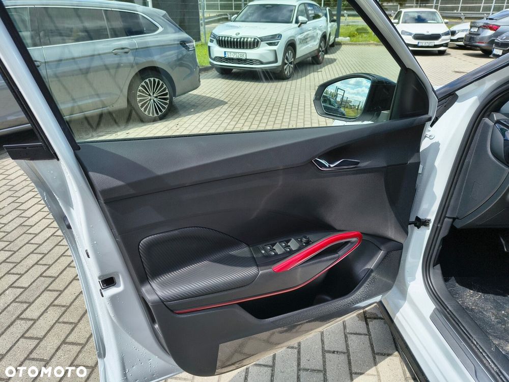 Skoda Fabia 1.0 TSI Monte Carlo DSG - 13