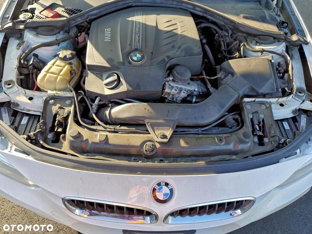 BMW Seria 3 335i xDrive Sport-Aut - 10