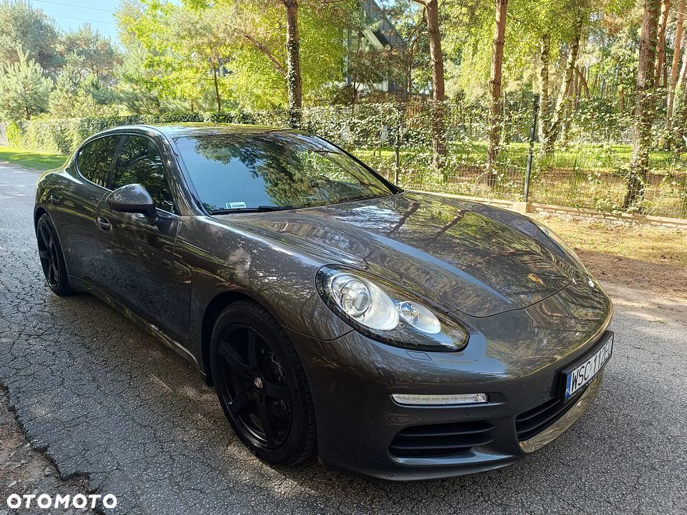 Porsche Panamera - 8