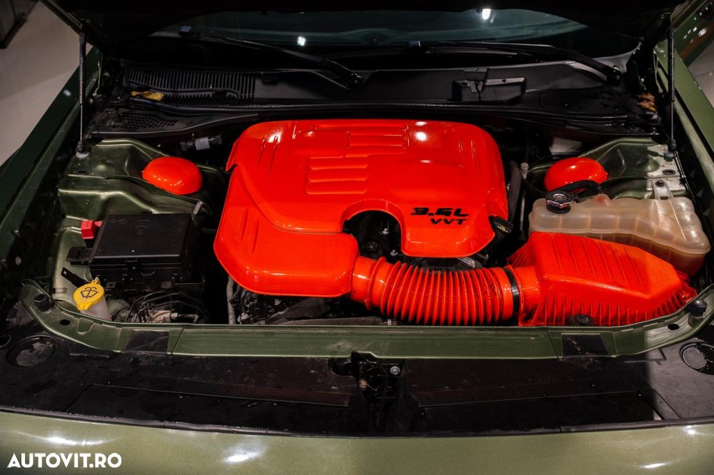 Dodge Challenger - 3