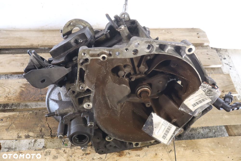 SKRZYNIA BIEGÓW 5 BIEGOWA PEUGEOT PARTNER II LIFT 1.6BlueHDi 20ET23 - 5