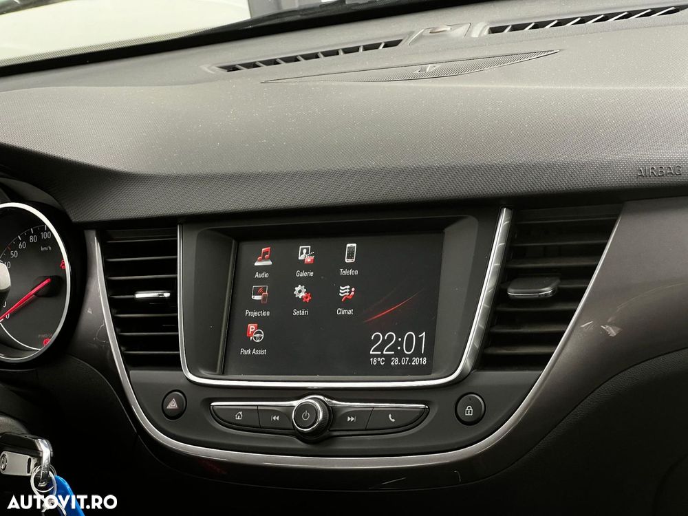 Opel Crossland - 11
