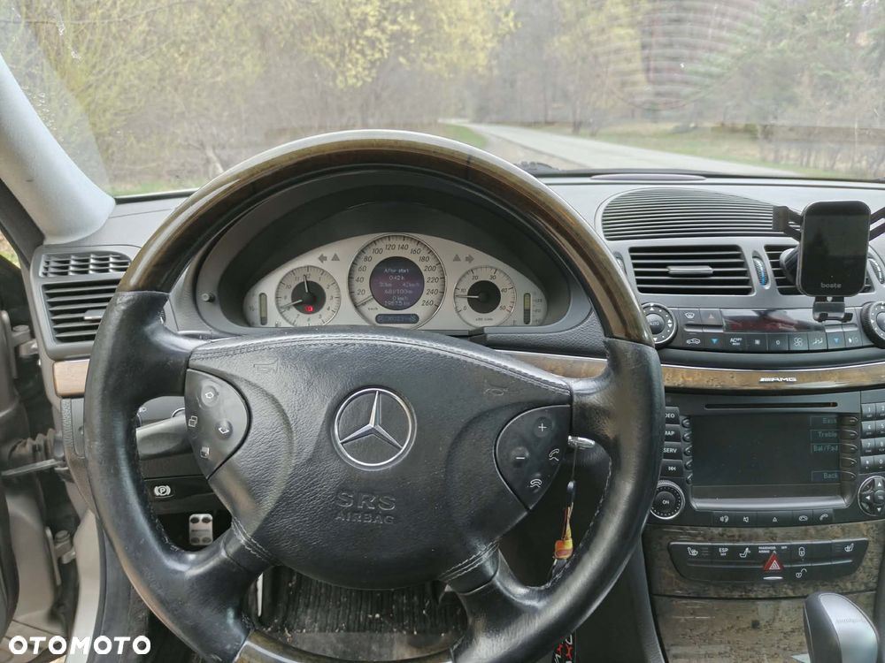 Mercedes-Benz Klasa E 320 CDI T Avantgarde - 7