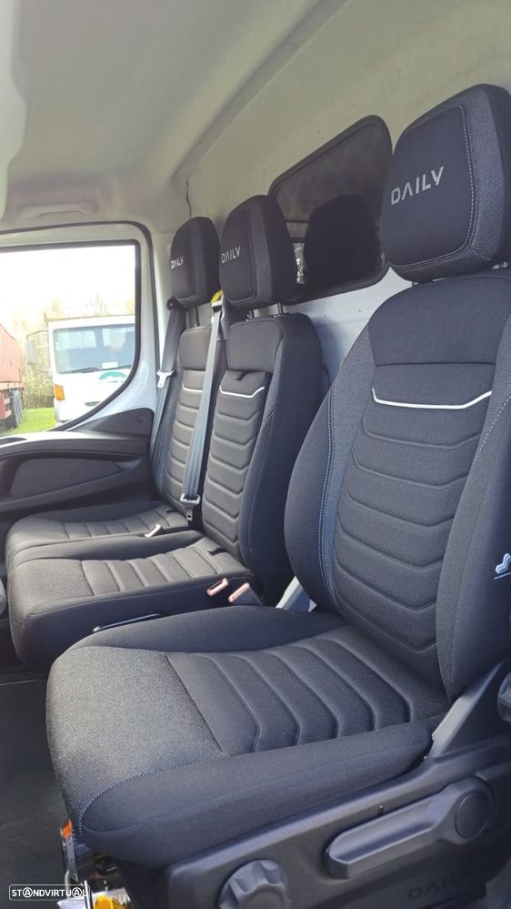 Iveco Daily 3.0 35C21HV A8 4100 18m3 - 17