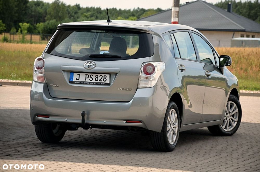 Toyota Verso - 9