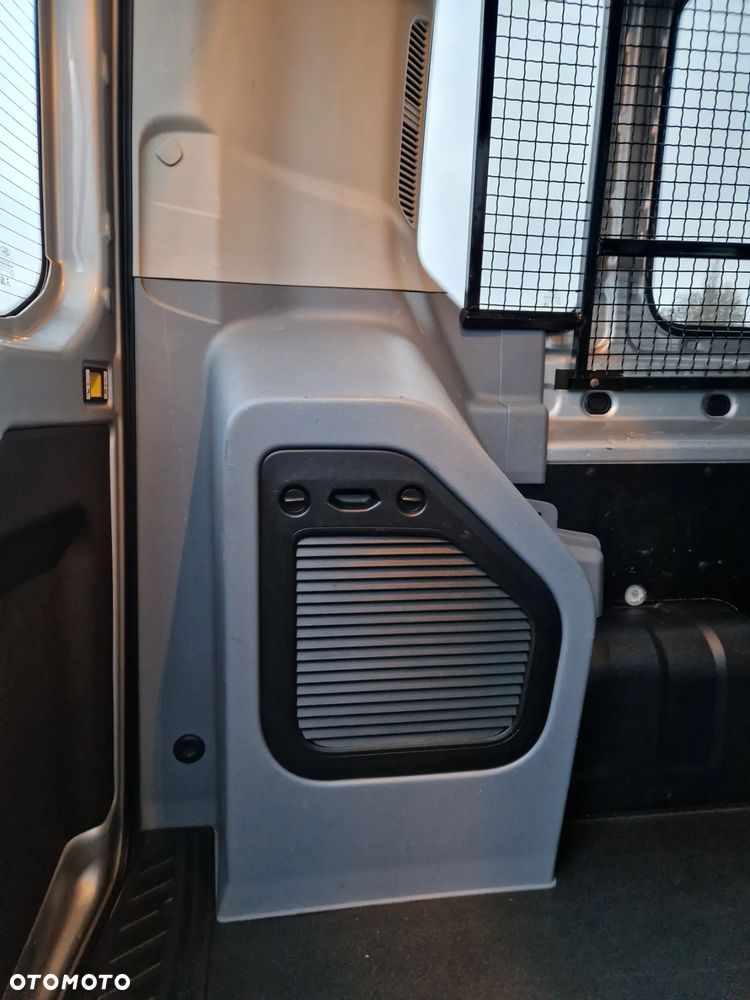 Ford Transit - 29