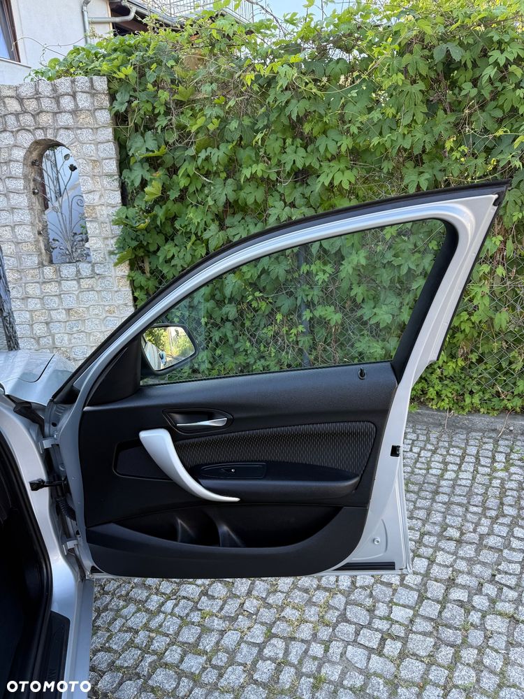 BMW Seria 1 116d EfficientDynamics Edition Urban Line - 23