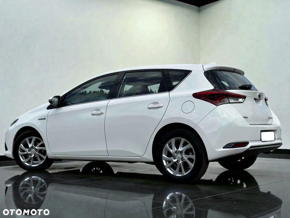 Toyota Auris 1.8 VVT-i Automatik Free Style - 13