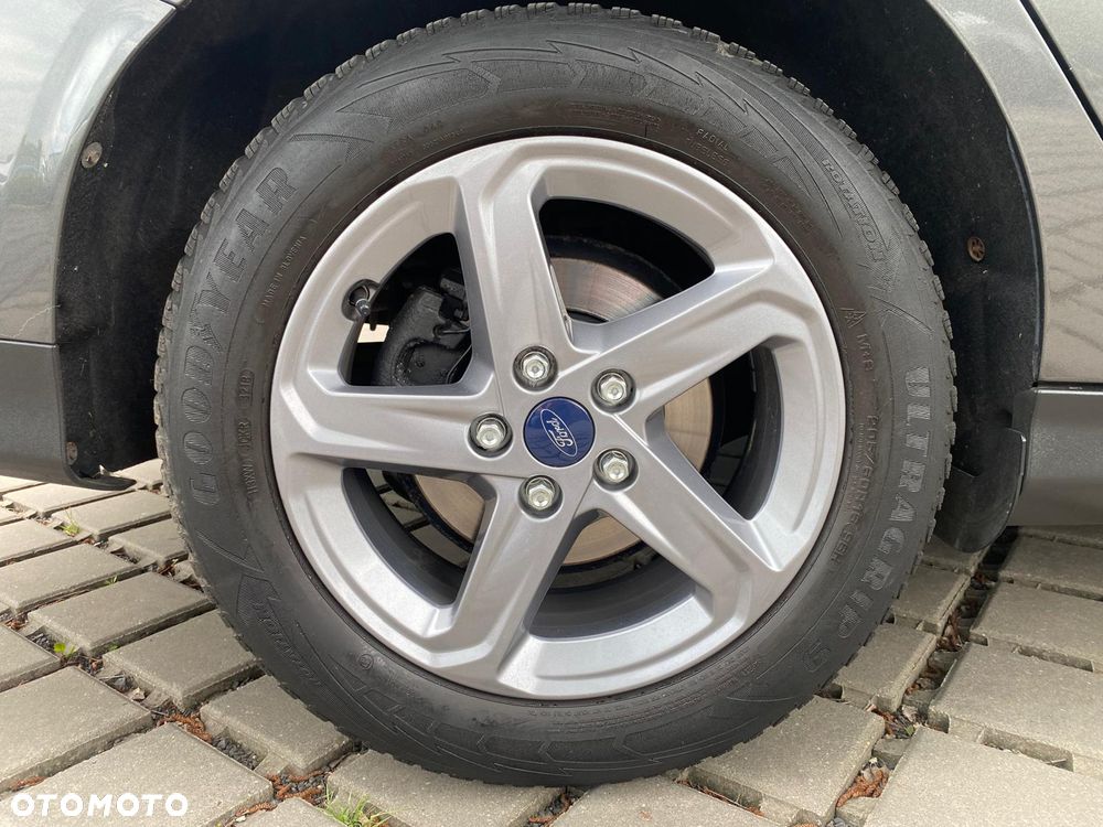 Ford Focus 1.0 EcoBoost Titanium - 36
