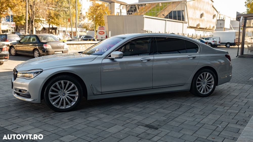 BMW Seria 7 730Ld xDrive - 9