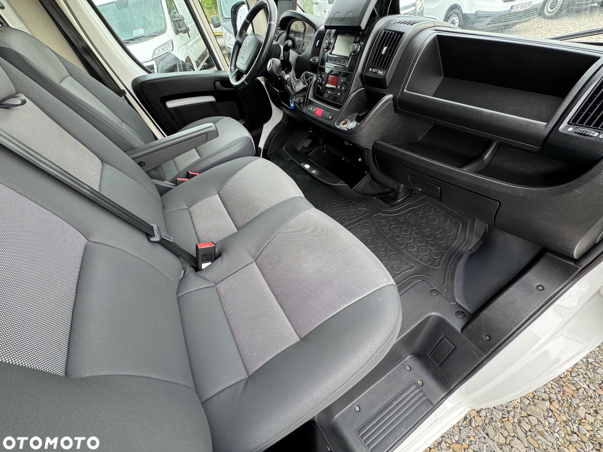 Peugeot Boxer duży kontener !! - 16