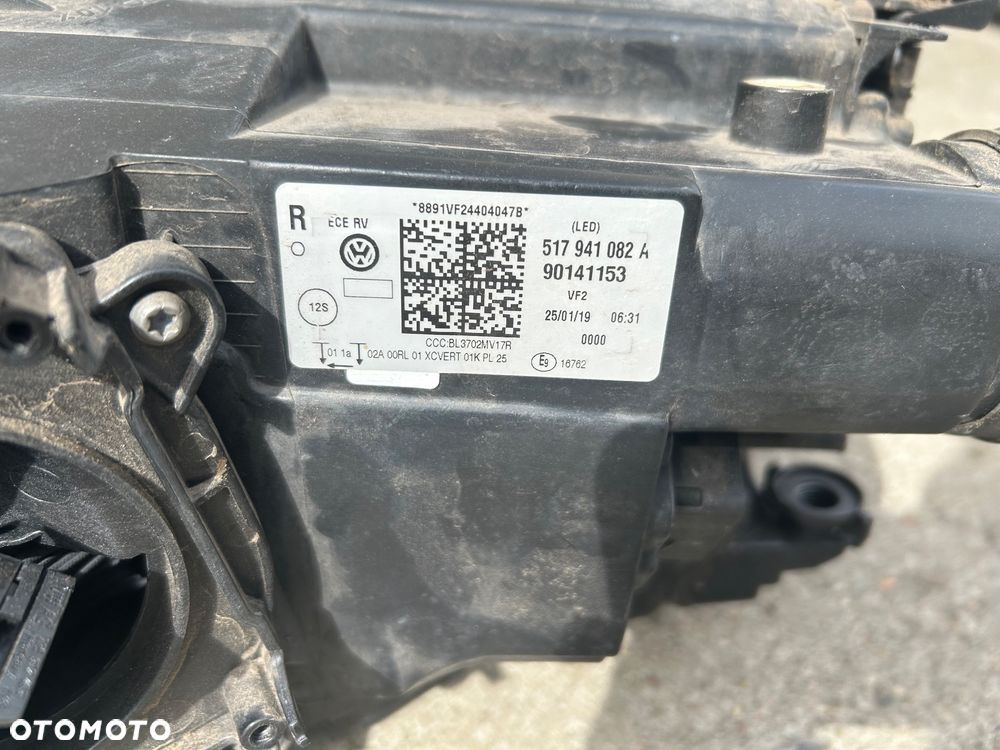 Lampa przednia prawa VW Golf Sportsvan 517941082A - 5