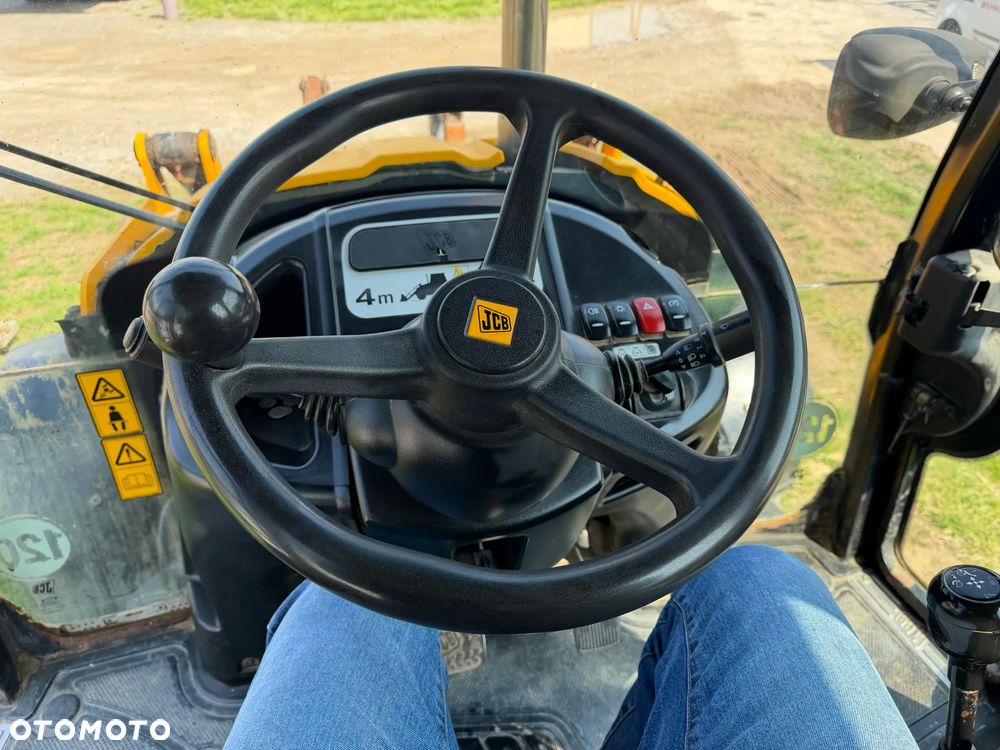 JCB Contractor 3cx - 10