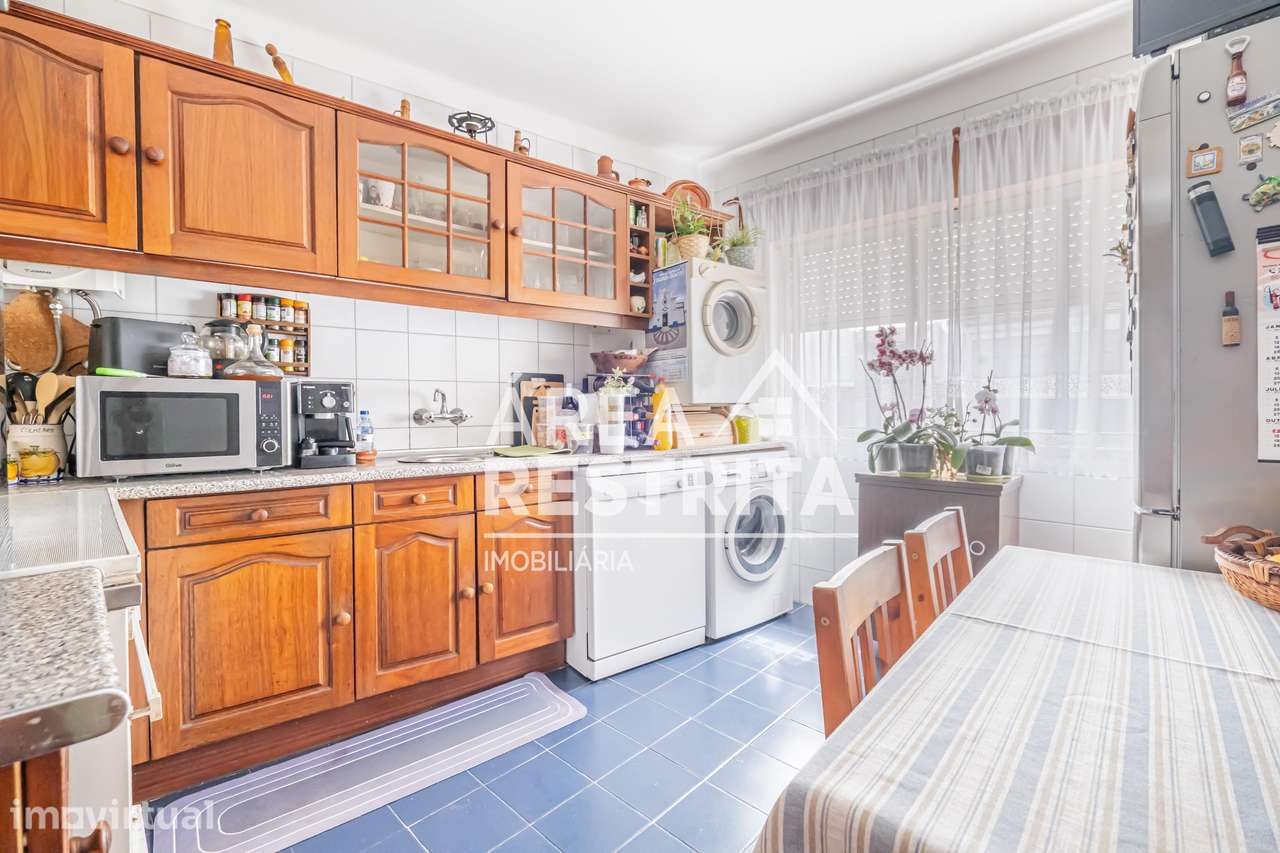 Apartamento T2 na Baixa da Banheira - junto à estação de comboio - Grande imagem: 4/15