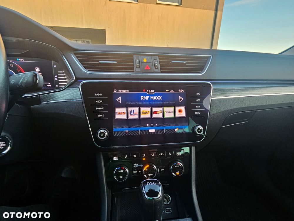 Skoda Superb 2.0 TDI Style DSG - 20