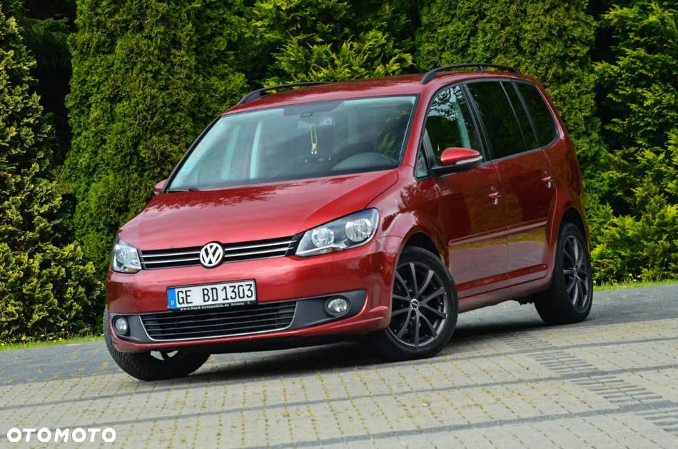 Volkswagen Touran 1.6 TDI DPF BlueMotion Technology DSG Comfortline - 1