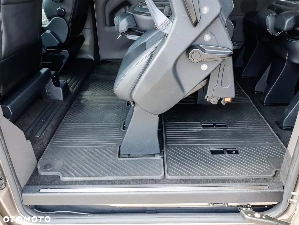 Ford Tourneo Custom 2.0 EcoBlue L2 Active SelectShift - 19