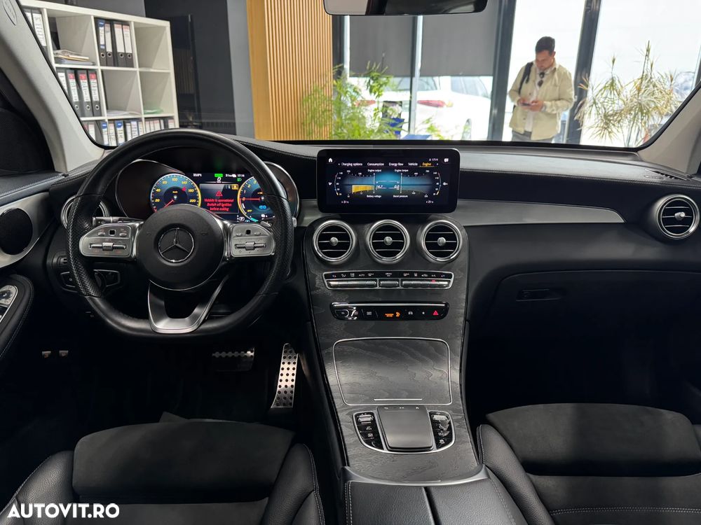 Mercedes-Benz GLC - 24