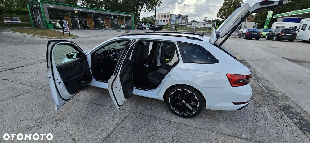 Skoda Superb 2.0 TDI DSG Sportline - 17