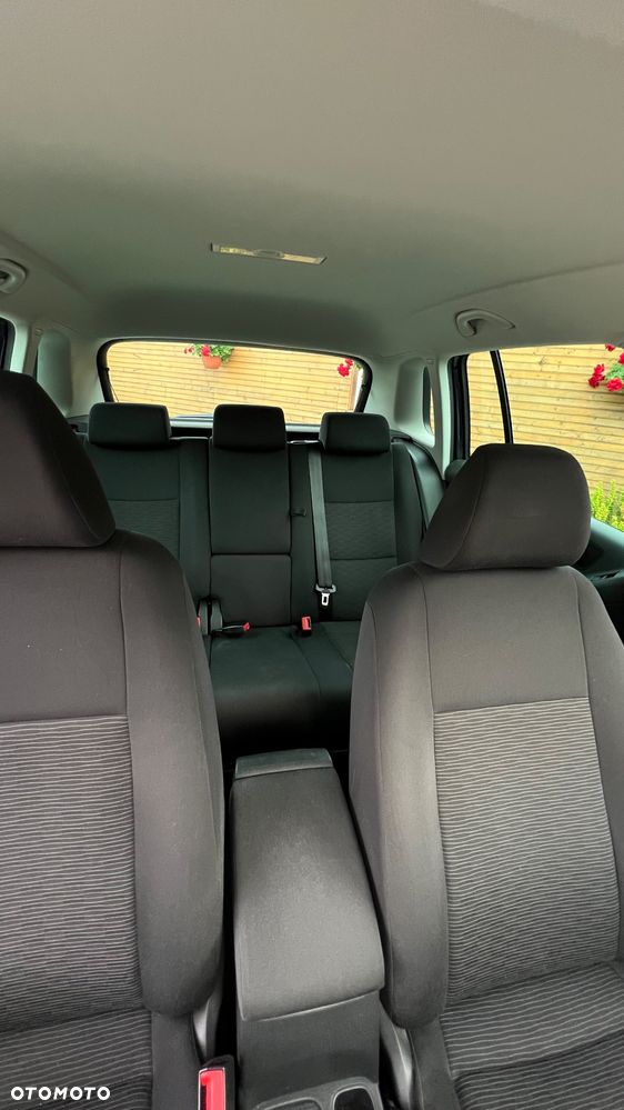 Volkswagen Tiguan - 8