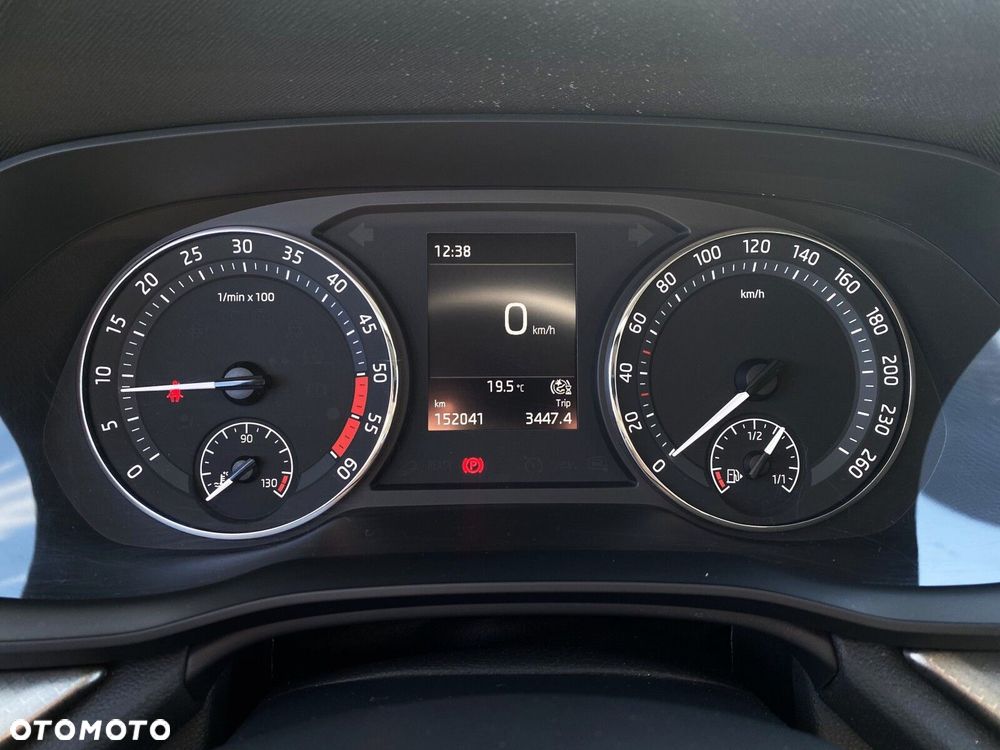 Skoda Octavia - 25