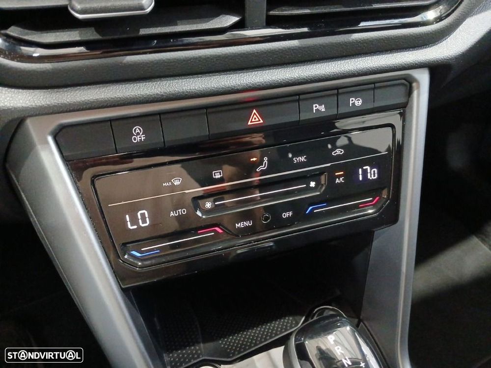 VW T-Roc - 29