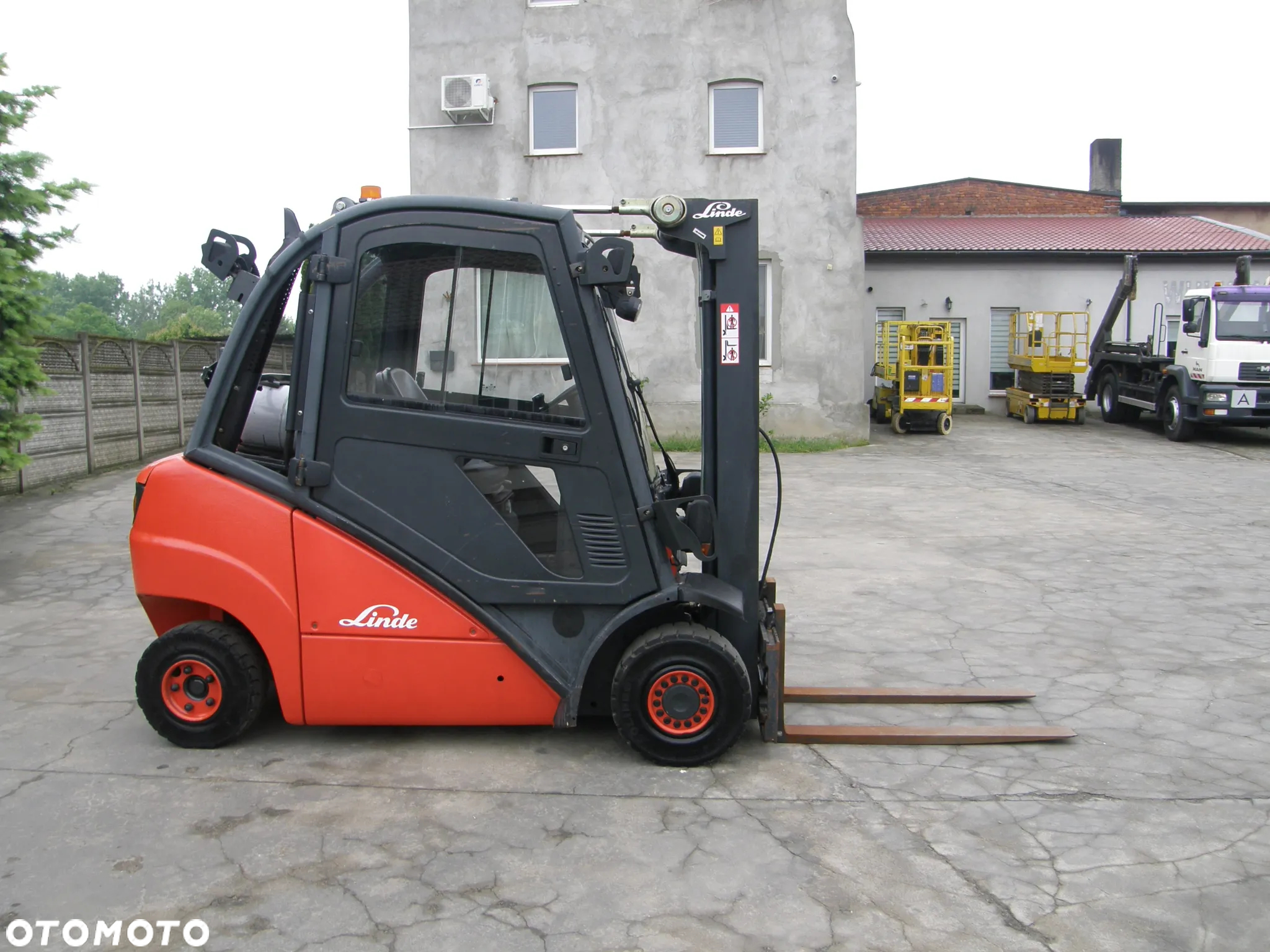 Linde H25T TRIPLEX 4,75m kabina przesuw z Niemiec - 5