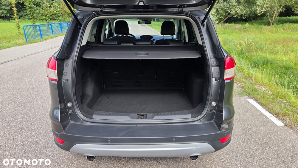 Ford Kuga - 13