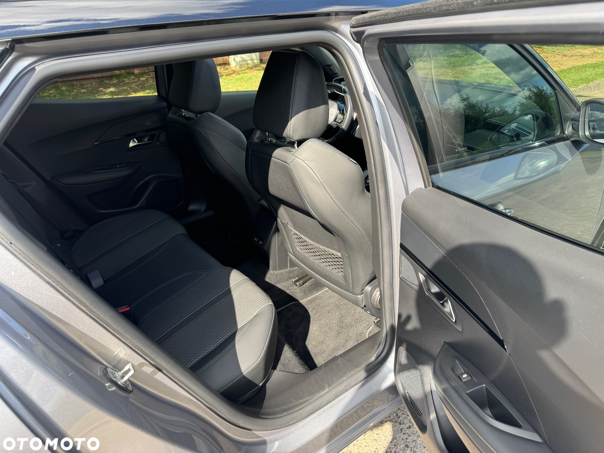 Peugeot 2008 1.5 BlueHDi GT Line S&S EAT8 - 16