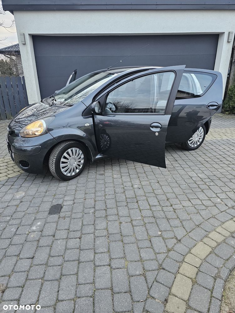 Toyota Aygo Multi Mode City - 19